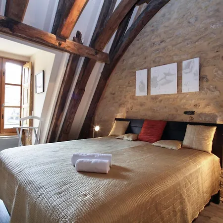 Le Grenier Du Chapitre Apartment Sarlat-la-Caneda Exterior photo
